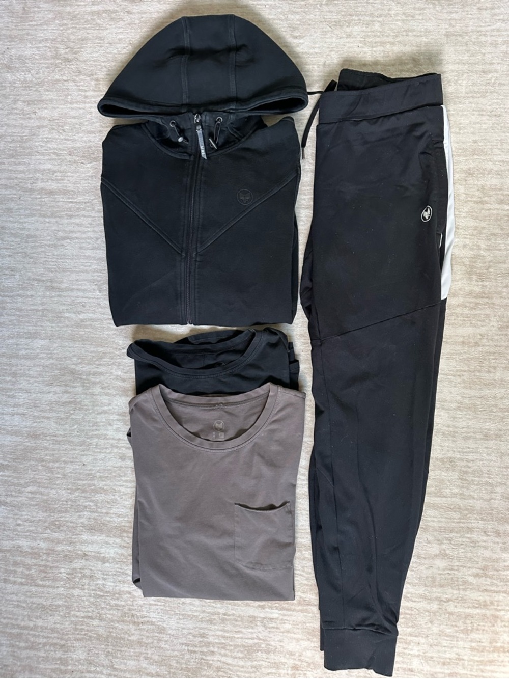 Alpha Forward Bundle | Joggers (L) | 2 Scoop T’s (M) | Zip Up Hoodie (M)